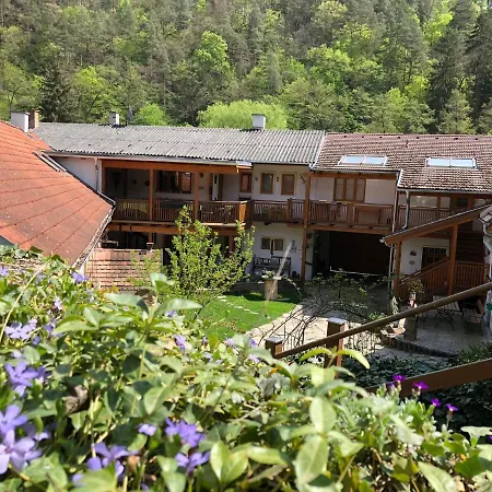 فندق مبيت وإفطار Eibenstein Inn Eibenstein