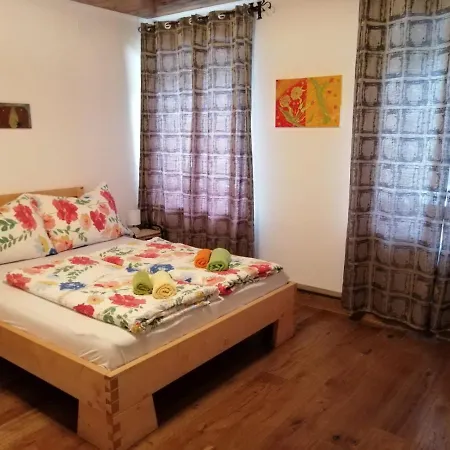 فندق مبيت وإفطار Eibenstein Inn