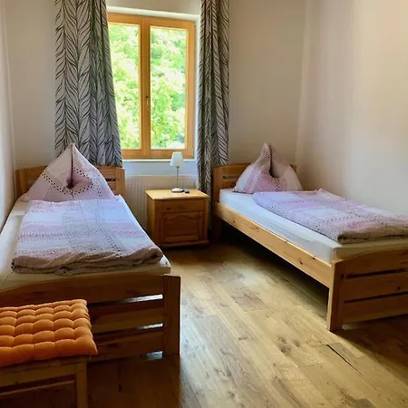 فندق مبيت وإفطار Eibenstein Inn *